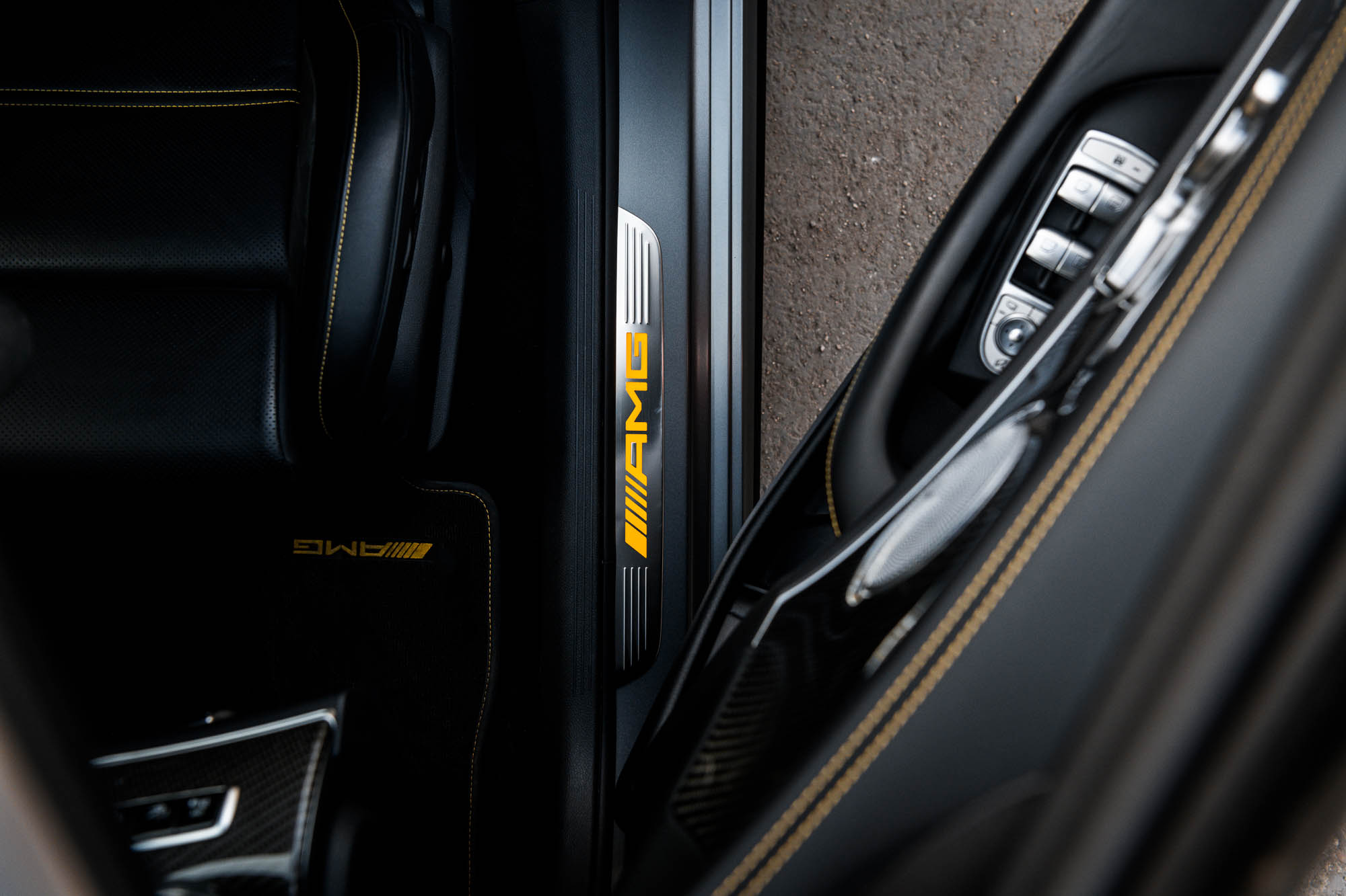 Mercedes-Benz E 63 AMG S — interior
