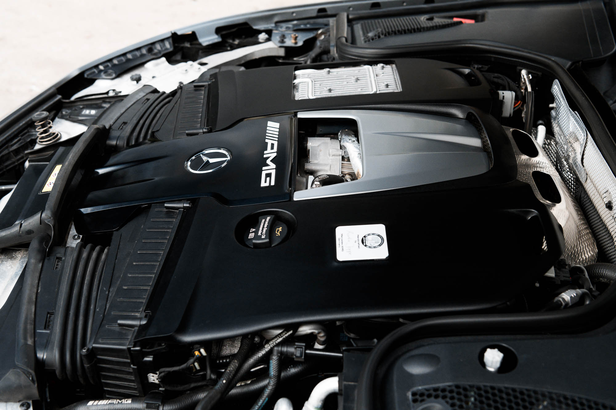 Mercedes-Benz E 63 AMG S — engine