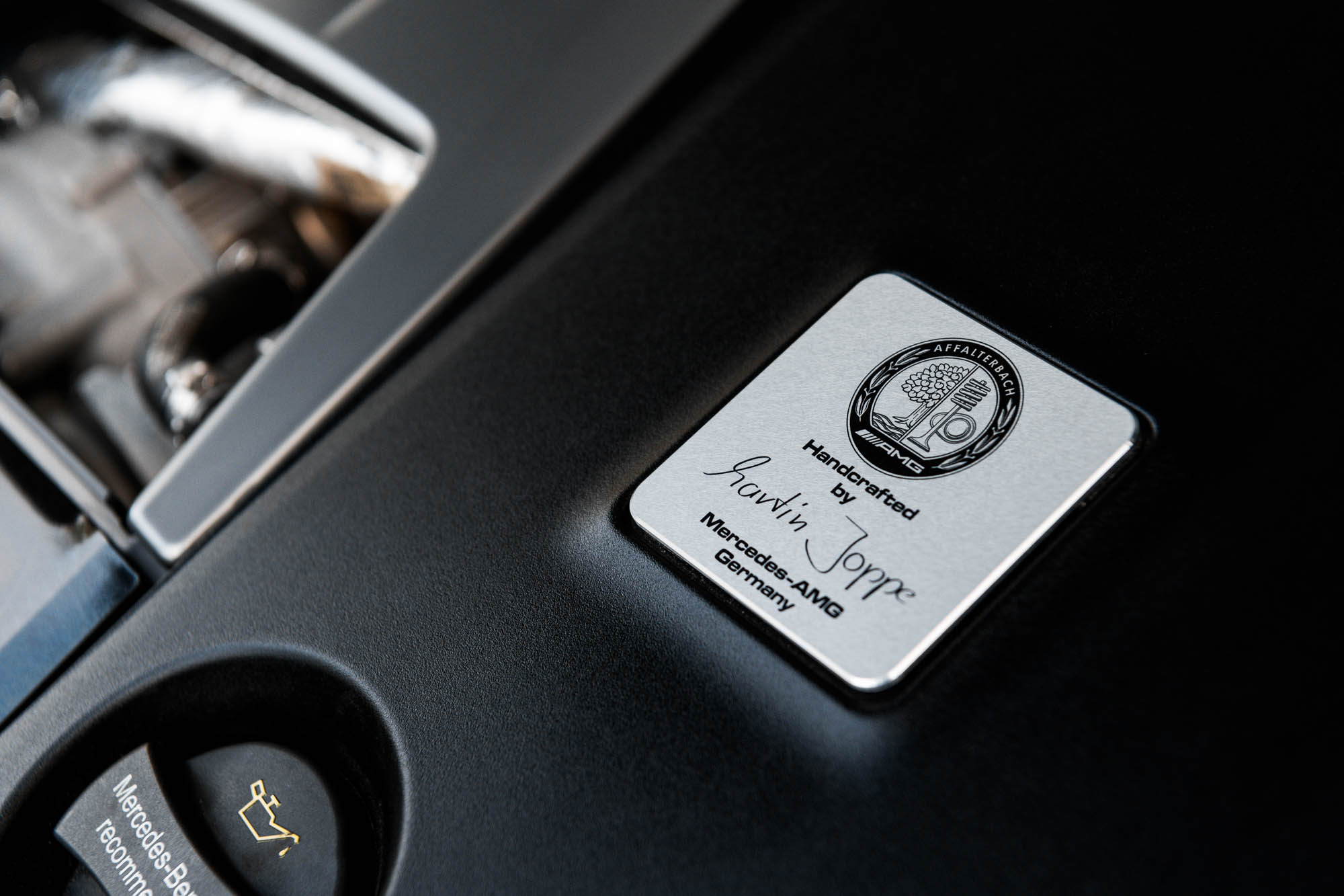 Mercedes-Benz E 63 AMG S — engine
