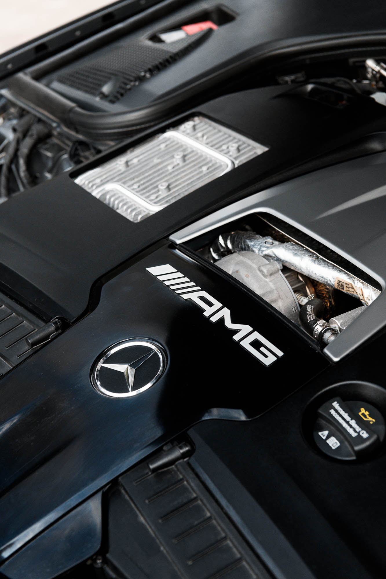 Mercedes-Benz E 63 AMG S — engine